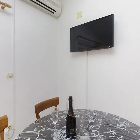 Apartamento Mare Pirovac